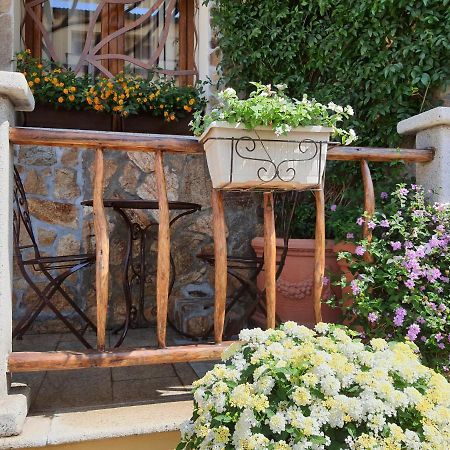 Al Pez Exclusive Rooms Olbia Exterior photo