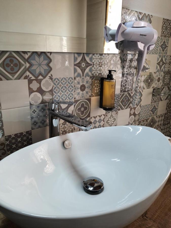 Al Pez Exclusive Rooms Olbia Exterior photo