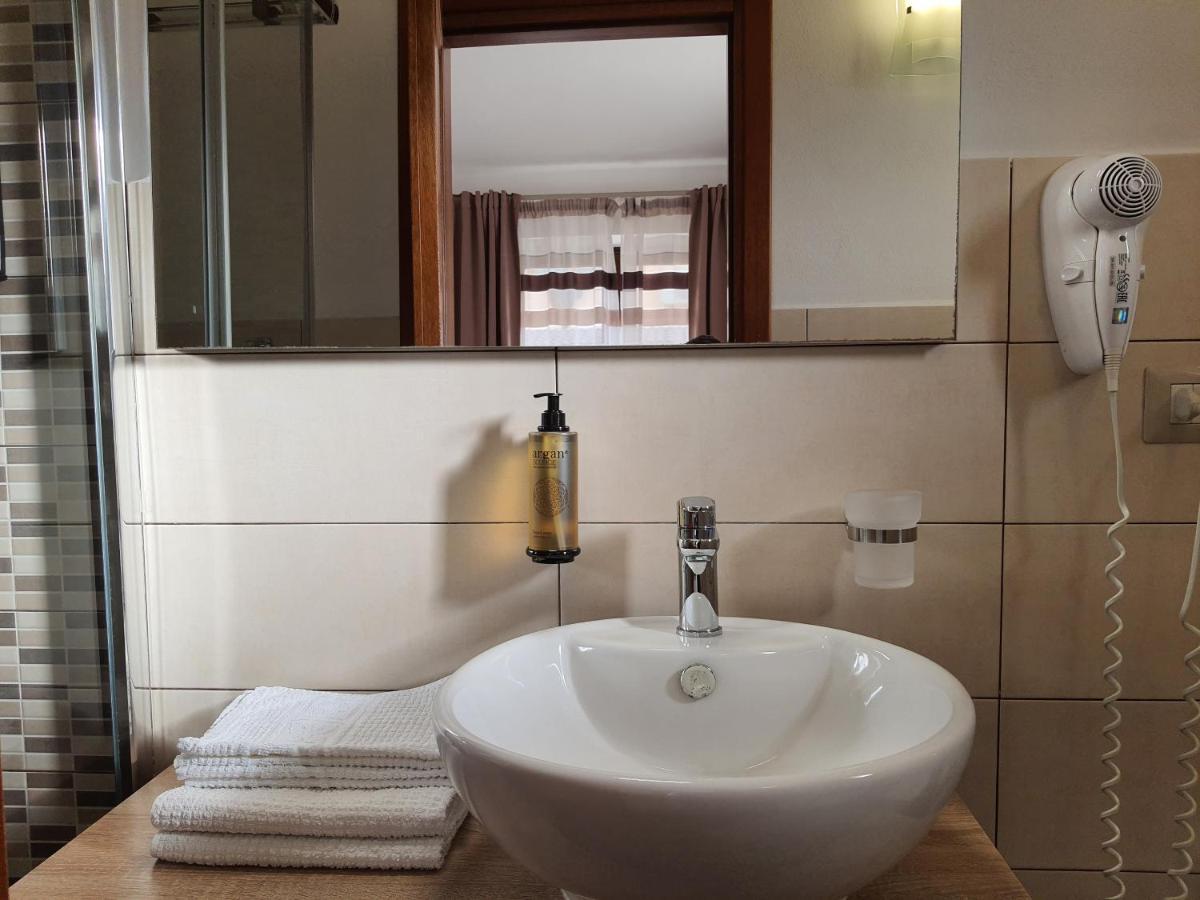 Al Pez Exclusive Rooms Olbia Exterior photo